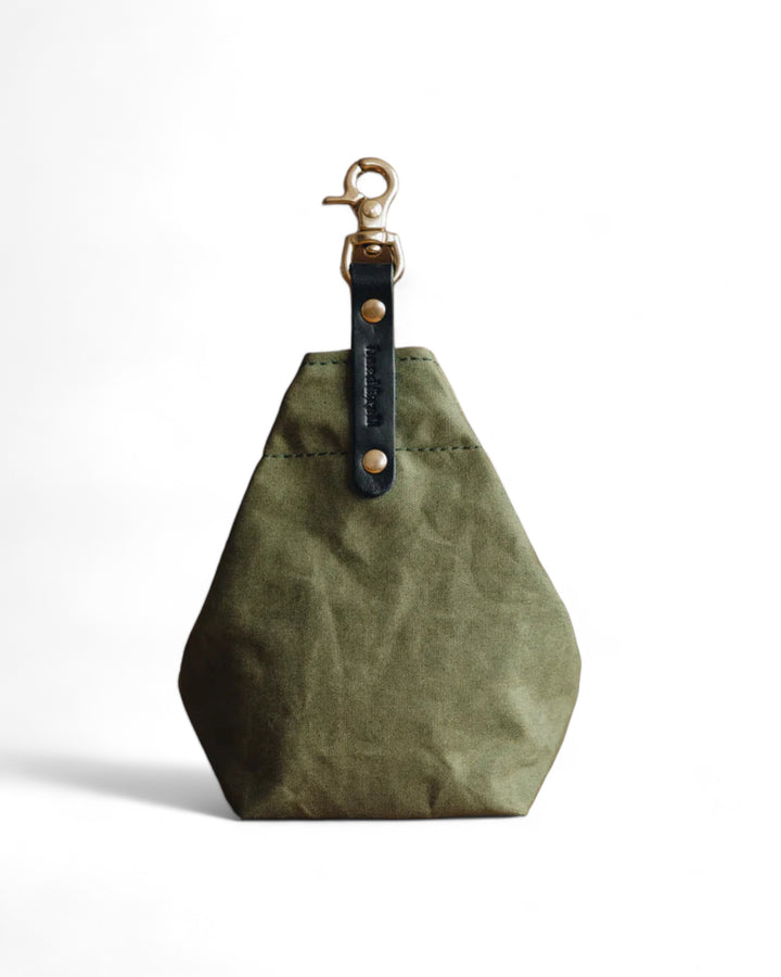 Accessoire de promenade durable et pratique pour friandises de chien