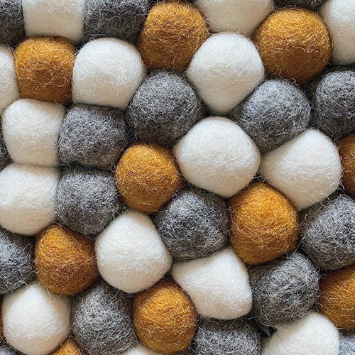 Vue de dessus du Simona Bed, modèle Bleu Océan avec coussin Miel